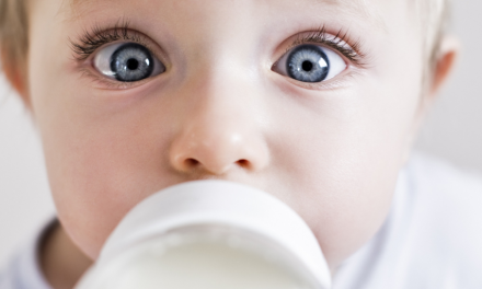 Bebeklere 1 Yaşından Önce İnek Sütü Verilmesinin Sakıncaları