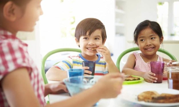 Kahvaltı Yapan Çocuklar Okulda Daha Başarılı